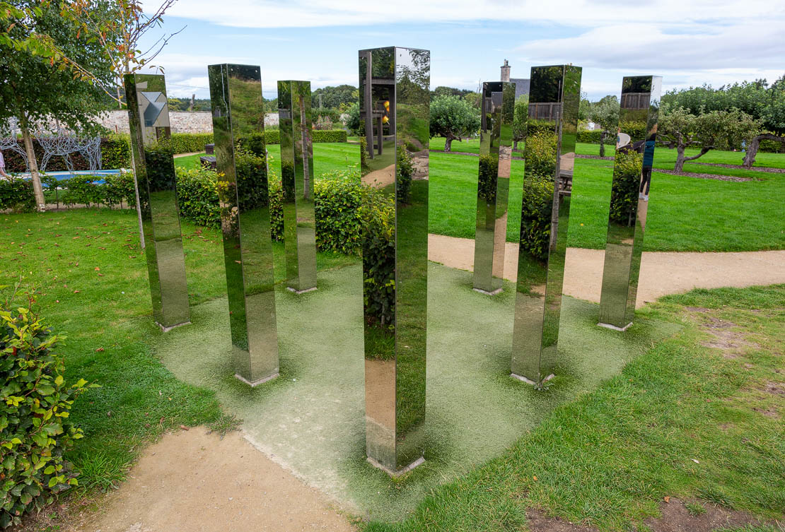 Brodie Castle mirror pillars.