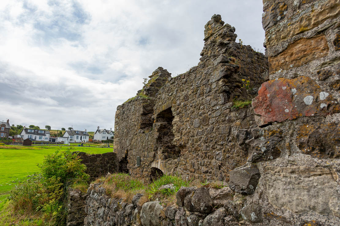Dunure ruin.