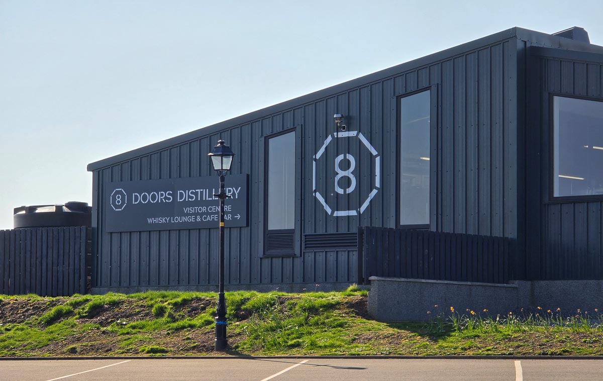 The 8 Doors Distillery visitor centre and whisky lounge at John o' Groats
