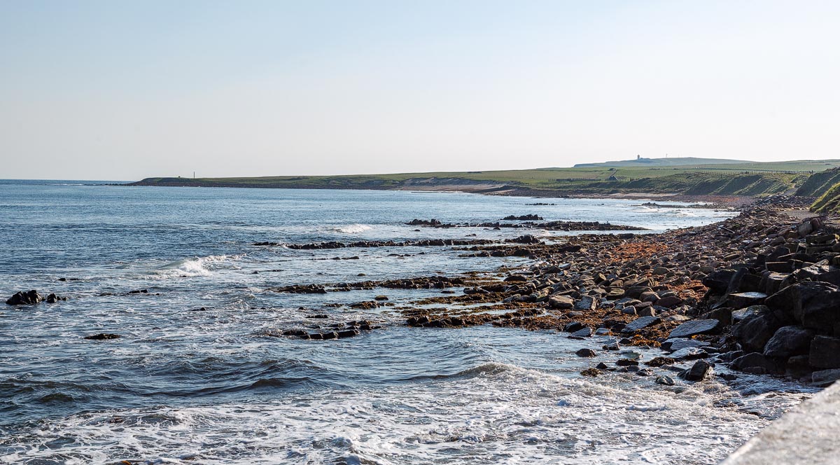 The rocky Caithness coastline near John o' Groats looking towards Duncansby Head
