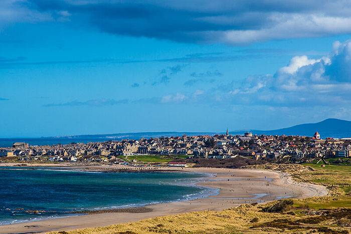 A guide to Lossiemouth on the Moray Coast