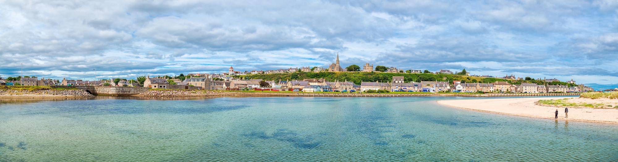 A guide to Lossiemouth on the Moray Coast