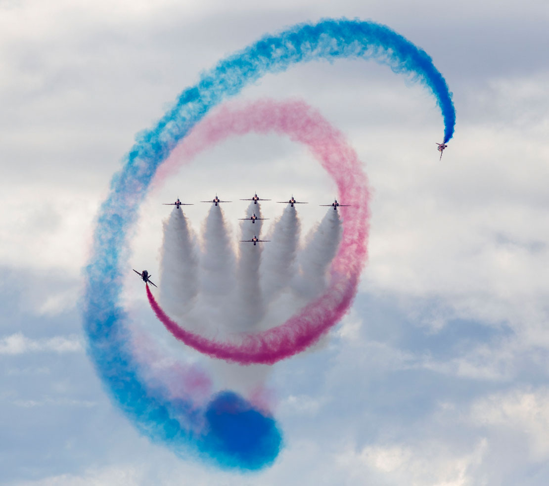 Red Arrows spiral