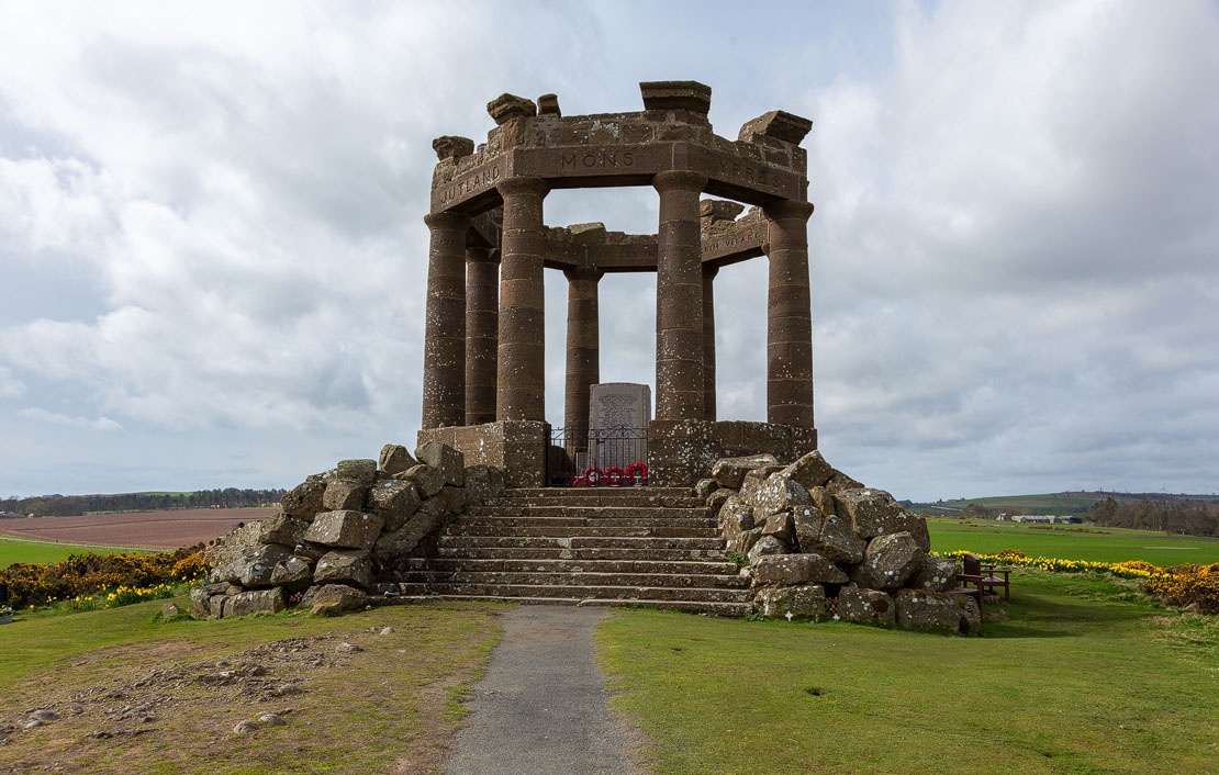 Stonehaven War Memorial entrance