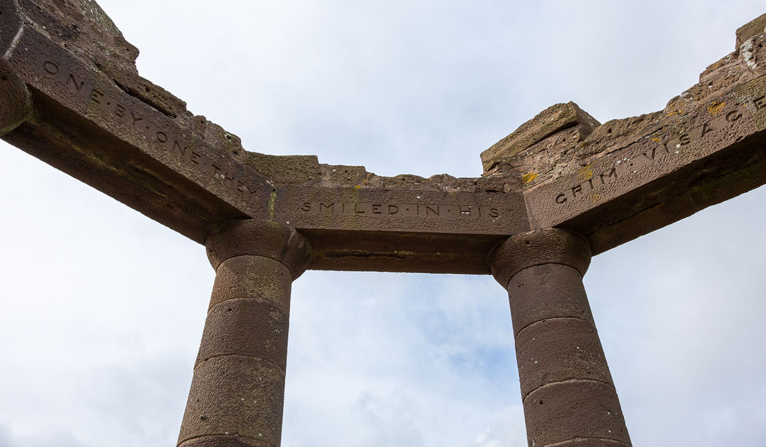 Inscription on lintels