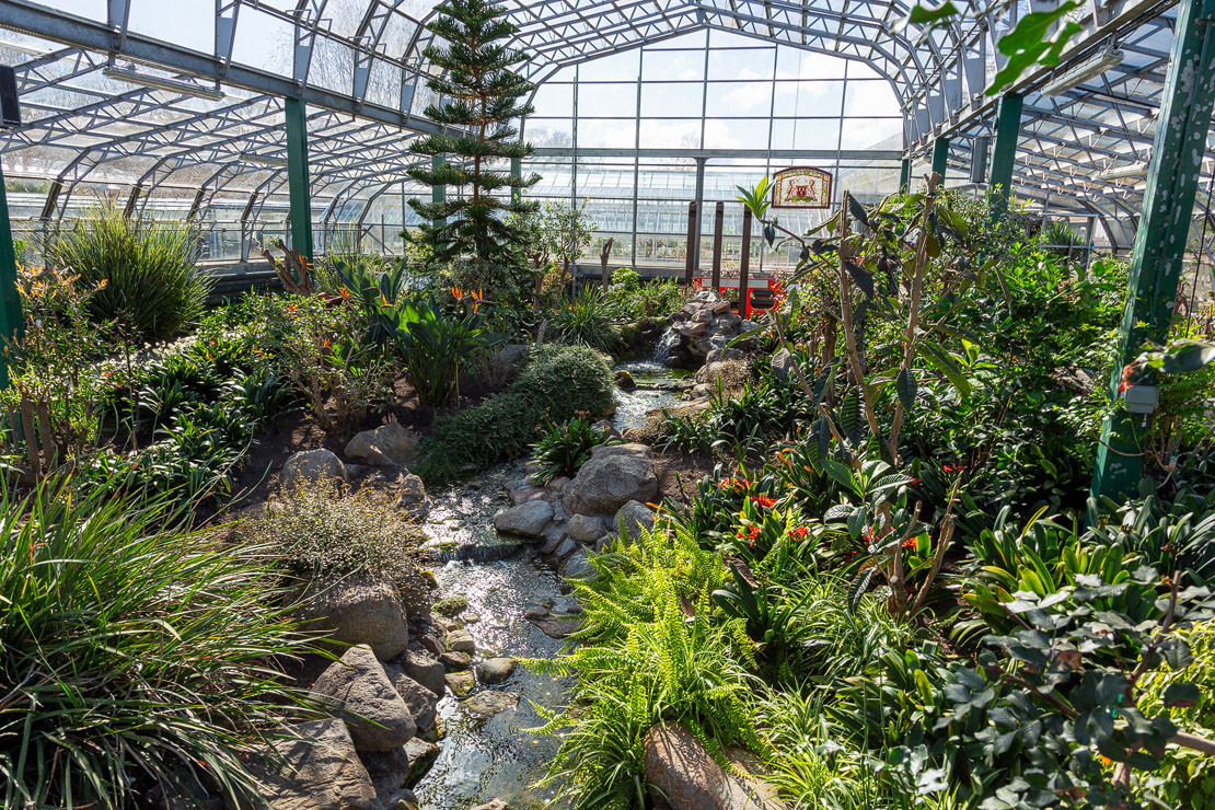 David Welch Winter Gardens greenhouse