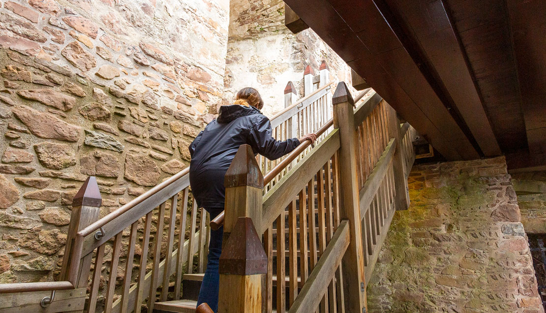 Stairway to the upper bailey.