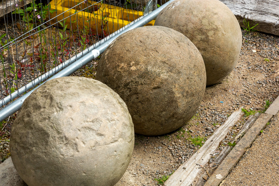 Trebuchet ammo.